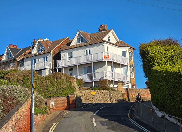 4 Bedroom Maisonette For Sale In High Beach, Felixstowe, IP11