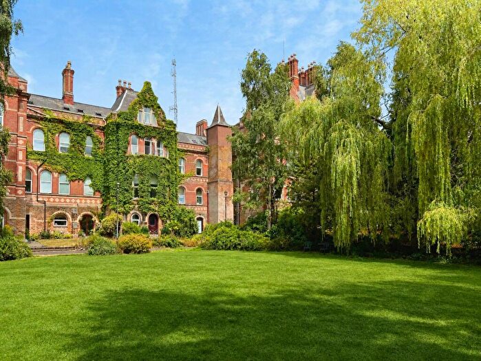 2 Bedroom Apartment For Sale In Flat, The Dorchester, Hine Hall, Mapperley, NG3