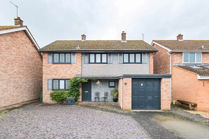 4 Bedroom Detached House For Sale In Lakeside, North Oxford, OX2