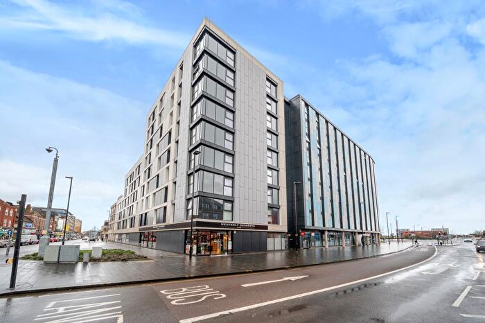 1 Bedroom Apartment To Rent In Slough, Berkshire, SL1