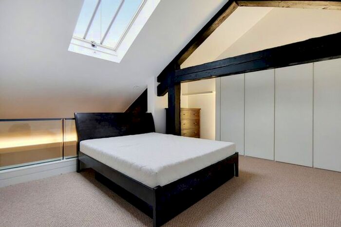1 Bedroom Flat To Rent In The Highway, Wapping, London, E1W