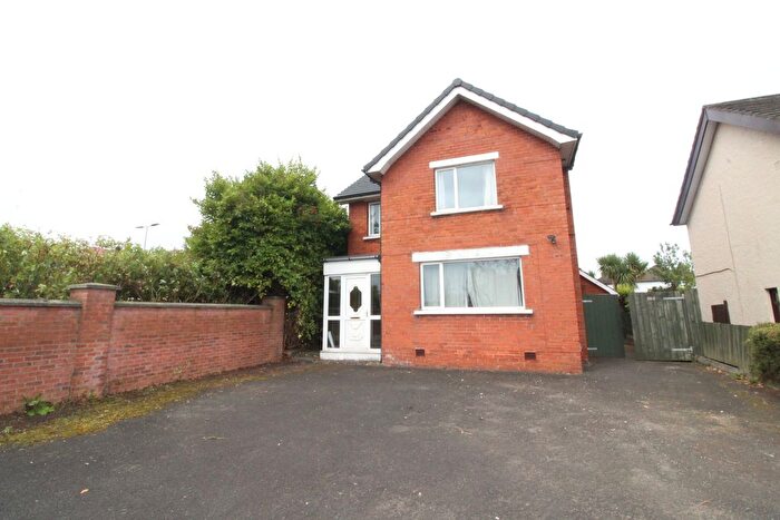 3 Bedroom Detached House For Sale In Collinbridge Road, Glengormley, BT36