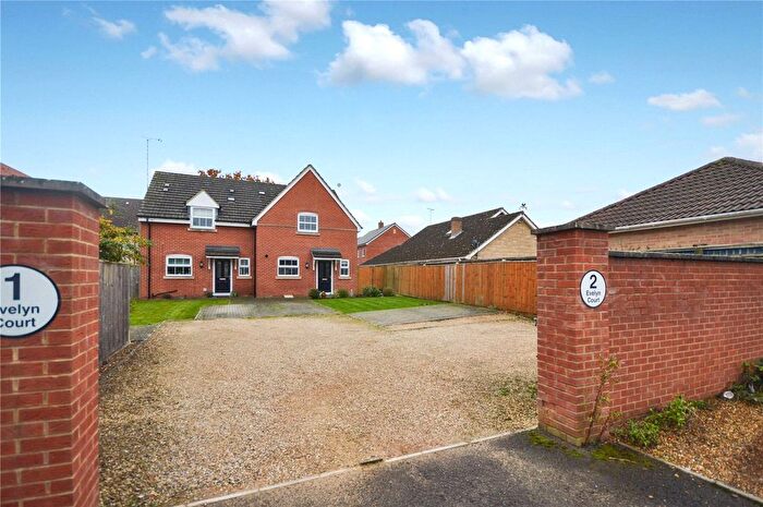 3 Bedroom Semi Detached House To Rent In High Street, Wroughton, Swindon, Wiltshire, SN4