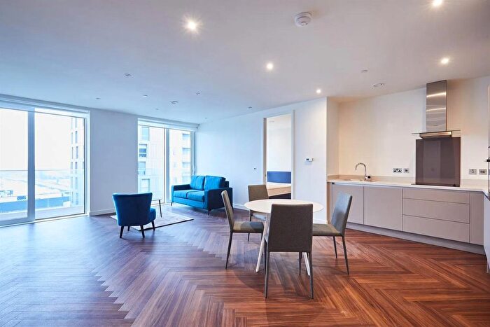 2 Bedroom Flat To Rent In Blue, Media City Uk, Salford, M50