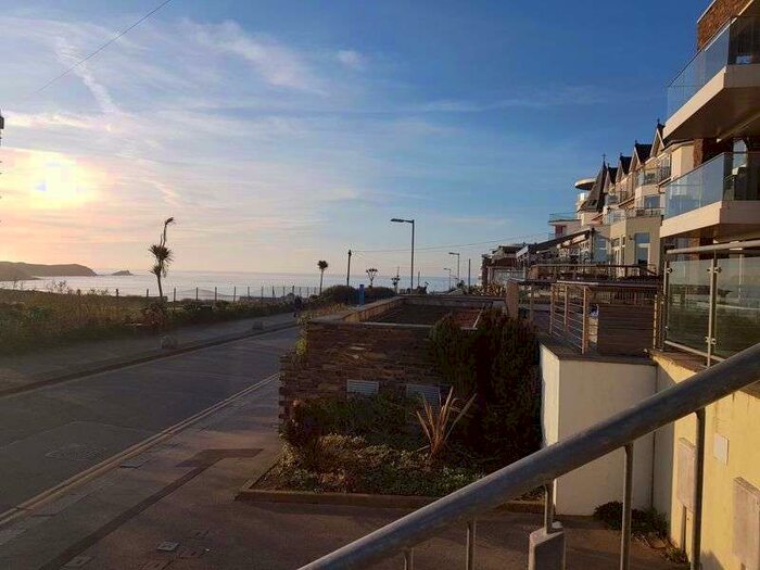 2 Bedroom Property To Rent In Headland Road, Newquay, TR7