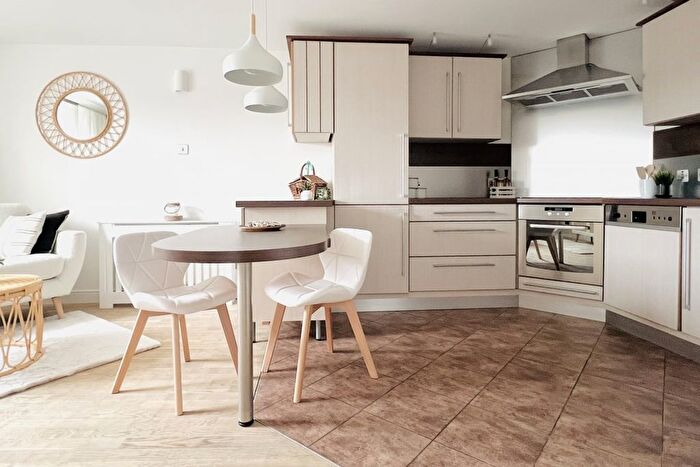 1 Bedroom Flat For Sale In Greenfell Mansions, London, SE8