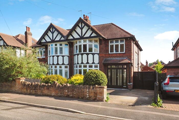 3 Bedroom Semi-Detached House For Sale In St. Leonards Drive, Wollaton, Nottingham, NG8