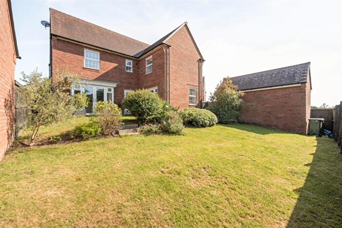 4 Bedroom Detached House For Sale In Gerway Close, Ottery St. Mary, EX11