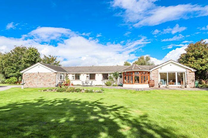 4 Bedroom Detached Bungalow For Sale In Ham Lane, Kingston Seymour, BS21