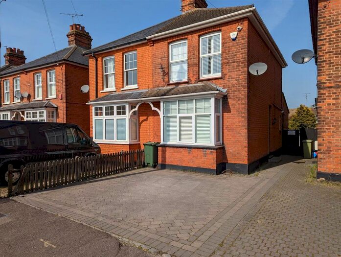 2 Bedroom Semi-Detached House To Rent In Kimpton Avenue, Brentwood, Essex, CM15