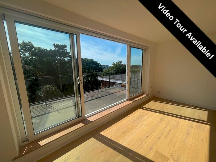 3 Bedroom Flat To Rent In Madeira Road, Bournemouth, BH1