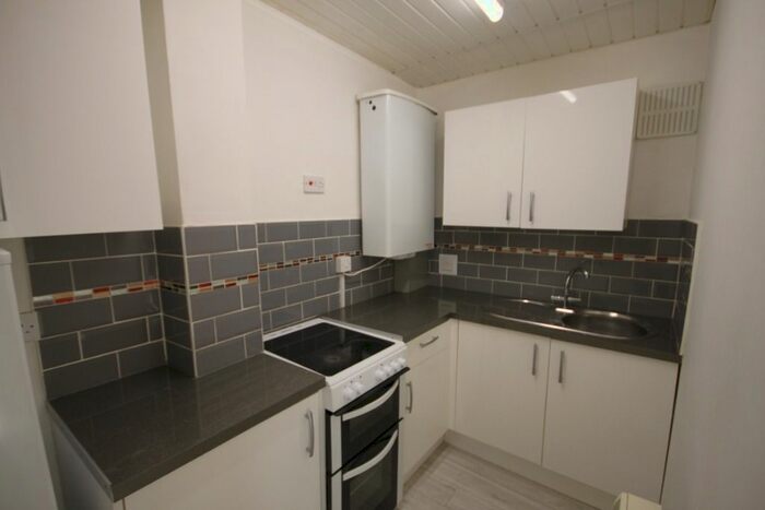 1 Bedroom Studio To Rent In Dunstable Road, Luton, LU4