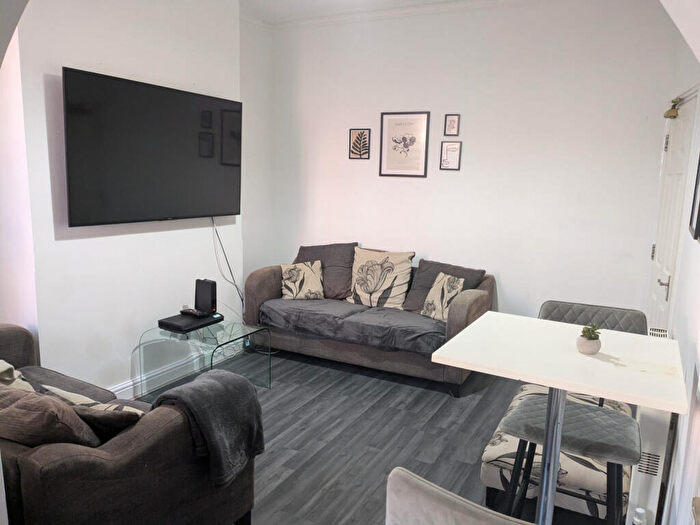 5 Bedroom Terraced House To Rent In Langton Road, Liverpool, Merseyside, L15