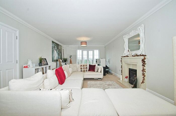 4 Bedroom Detached House For Sale In Meadow Walk, Chepstow, NP16