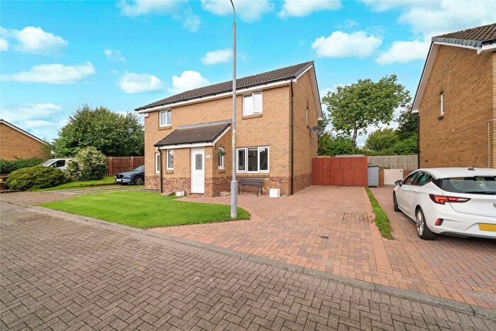 3 Bedroom Semi-Detached House For Sale In Harwood Gardens, Moodiesburn, Glasgow, North Lanarkshire, G69