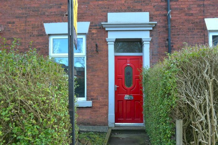 2 Bedroom House To Rent In Hope Terrace, Blackburn, BB2