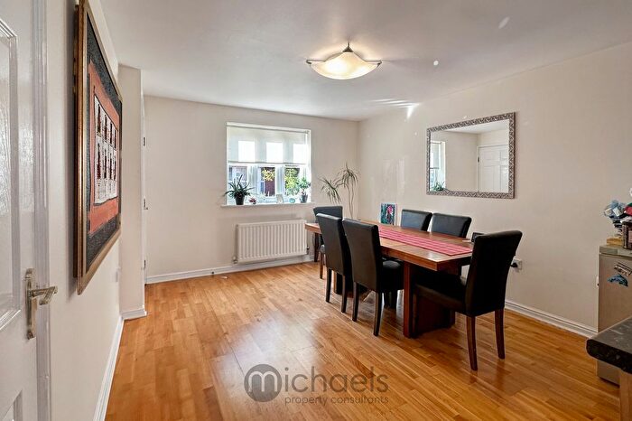 3 Bedroom Town House For Sale In Secundus Drive, Colchester, CO2