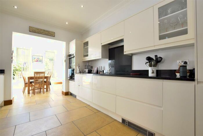 3 Bedroom Semi-Detached House To Rent In Shrubbery Road, Bristol, BS16