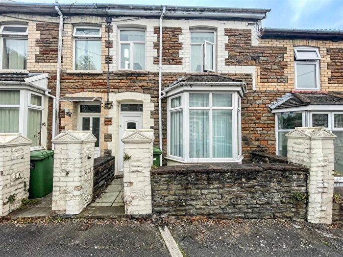 4 Bedroom Terraced House To Rent In King Street, Pontypridd, CF37