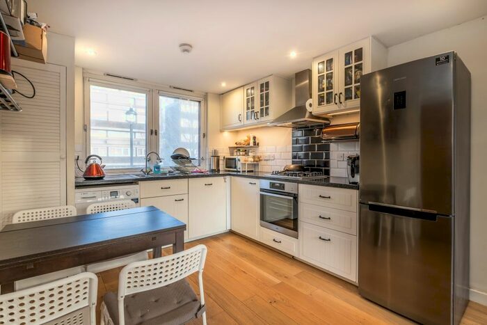 2 Bedroom Flat To Rent In Great Western Road, London, W11