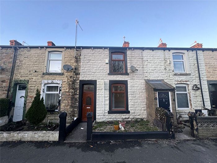 2 Bedroom Terraced House To Rent In Gannow Lane, Burnley, Lancashire, BB12