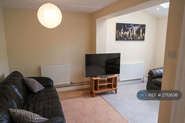 7 Bedroom Terraced House To Rent In Vernon Walk, Northampton, NN1