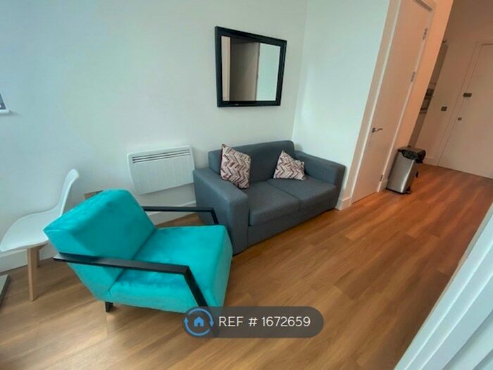 1 Bedroom Flat To Rent In Atria House, Slough, SL1