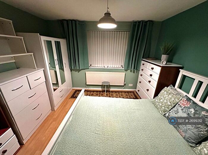 3 Bedroom Terraced House To Rent In Tom Shepley Street, Hyde, SK14