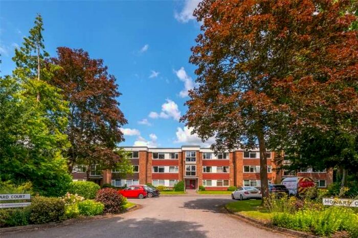 2 Bedroom Flat To Rent In Doods Park Road, Reigate, RH2