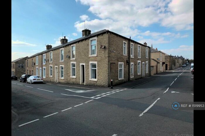 1 Bedroom Flat To Rent In Cambridge Street, Accrington, BB5
