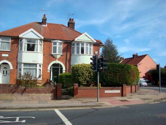 3 Bedroom Semi-Detached House To Rent In Woodbridge Road, IP4