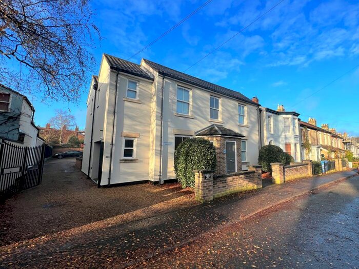 Studio To Rent In Caernarvon Road, Norwich, NR2