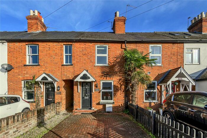 2 Bedroom Terraced House To Rent In Prairie Road, Addlestone, Surrey, KT15