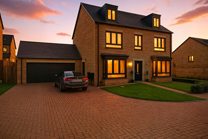 5 Bedroom Detached House For Sale In Tulip Avenue, Harrogate, HG3