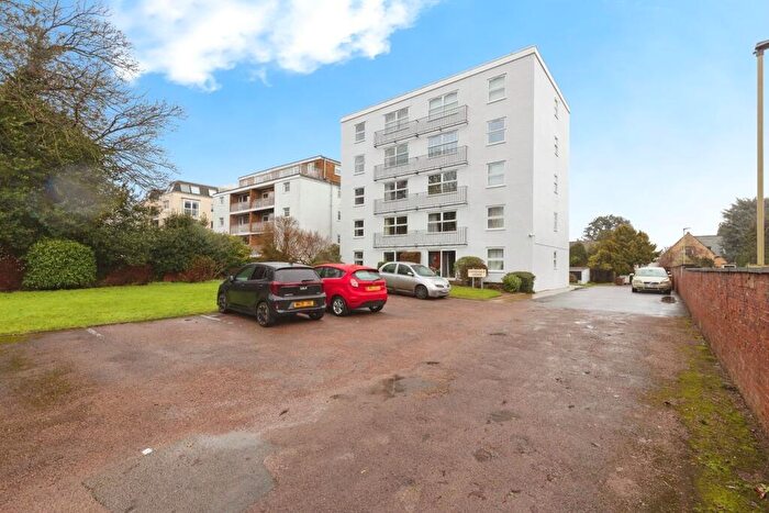 2 Bedroom Flat For Sale In Pittville Circus Road, Cheltenham, GL52