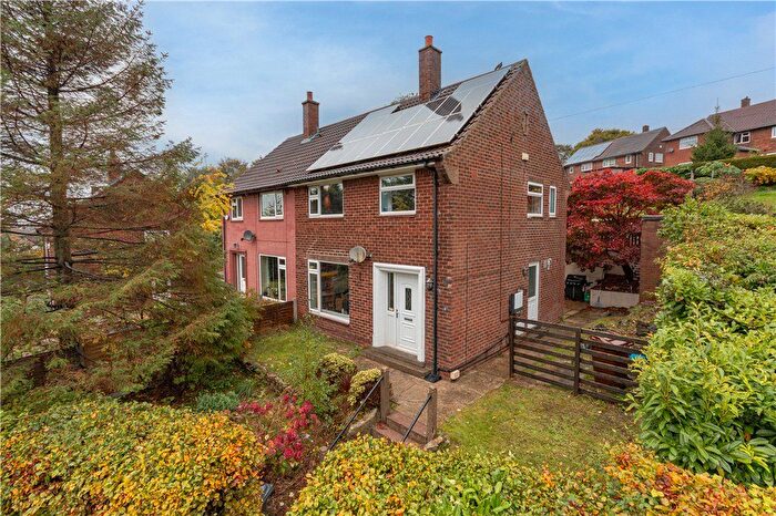 3 Bedroom Semi Detached House For Sale In Tinshill Mount, Leeds, West Yorkshire, LS16