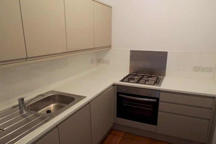 Studio To Rent In East Street, Tonbridge, TN9