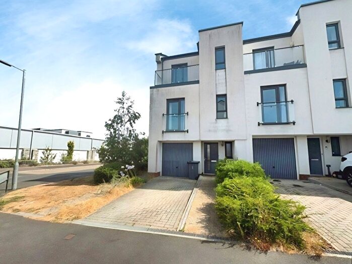 4 Bedroom End Of Terrace House For Sale In White Rock Road, Paignton, Devon, TQ4