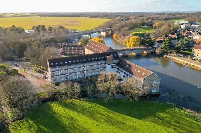 1 Bedroom Flat To Rent In Bridge Place, Godmanchester, PE29