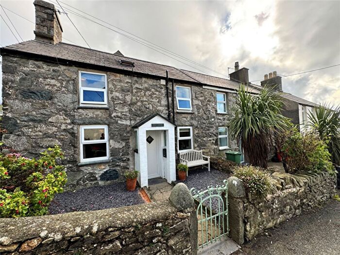 2 Bedroom End Terrace House For Sale In Llithfaen, Pwllheli, Gwynedd, LL53