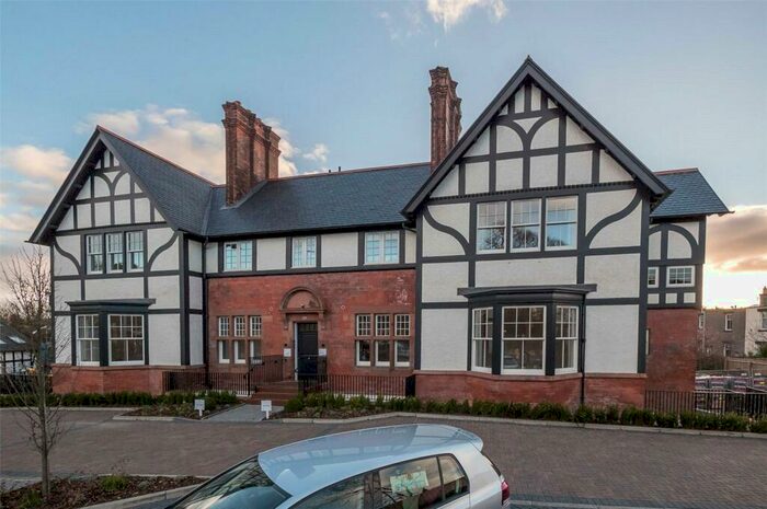 2 Bedroom Flat To Rent In Corstorphine Road, Edinburgh, EH12