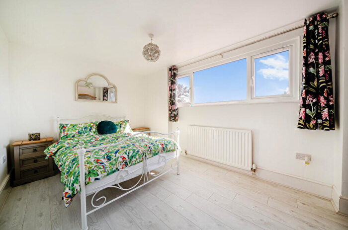 6 Bedroom Detached House For Sale In Westminster Drive, Kings Heath, Birmingham, B14