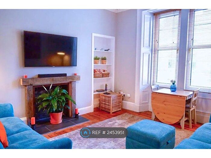 2 Bedroom Flat To Rent In Edinburgh, Edinburgh, EH11