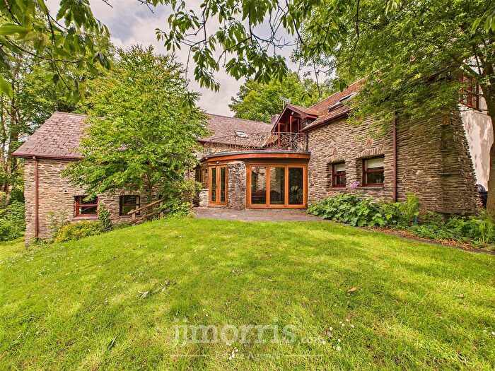 8 Bedroom Country House For Sale In Velindre, Llandysul, SA44
