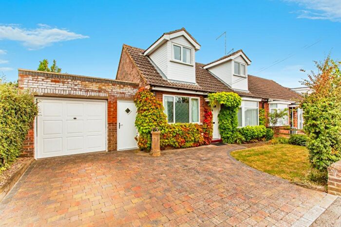3 Bedroom Semi-Detached Bungalow For Sale In Alfred Street, Stanwick, Wellingborough, NN9
