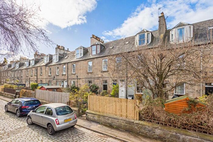 1 Bedroom Flat To Rent In Ivy Terrace, Edinburgh, Midlothian, EH11