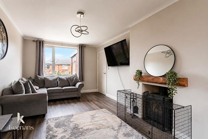 3 Bedroom Semi-Detached House For Sale In Thorn Gardens, Bacup, OL13