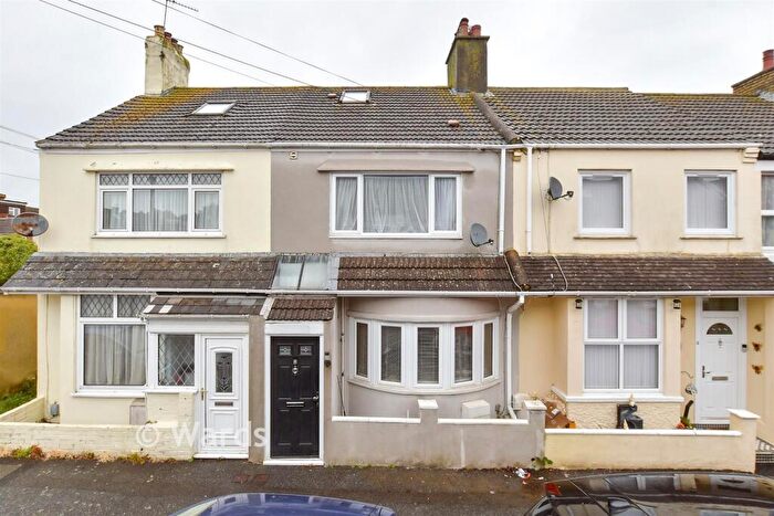 3 Bedroom Terraced House For Sale In Alma Road, Folkestone, Kent, CT20