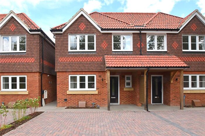 4 Bedroom Semi Detached House For Sale In Westfield Road, Woking, GU22