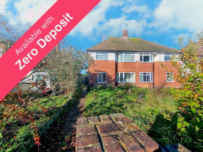 2 Bedroom Maisonette To Rent In Boxley Road, Penenden Heath, Maidstone, ME14